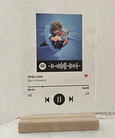 Трек на стекле